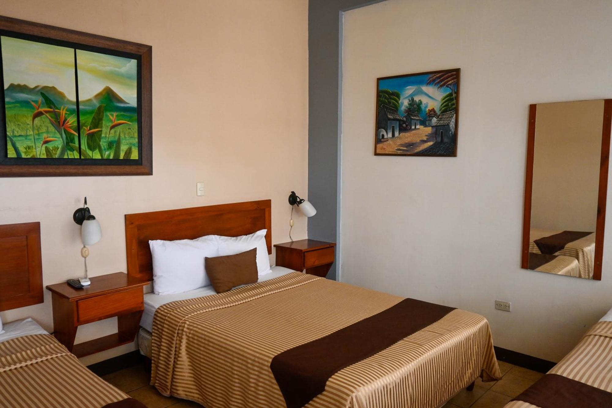 Hotel Las Colinas La Fortuna Dış mekan fotoğraf