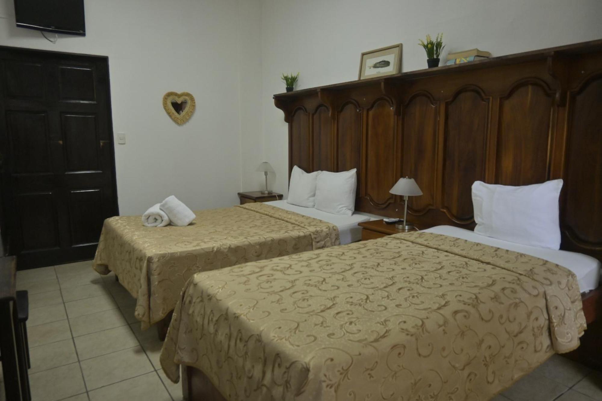 Hotel Las Colinas La Fortuna Dış mekan fotoğraf