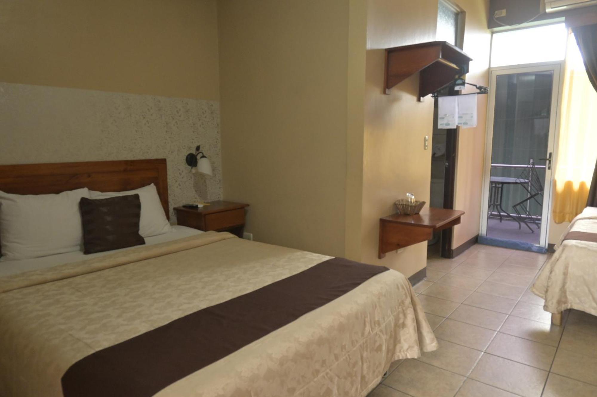 Hotel Las Colinas La Fortuna Dış mekan fotoğraf